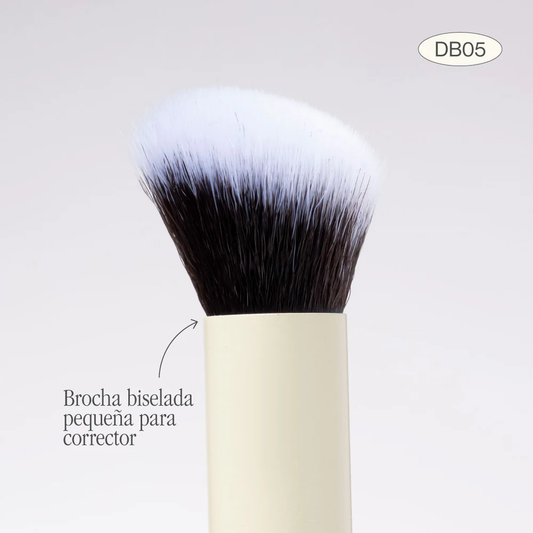BROCHA DUO GOTA POLVO Y CORRECTOR